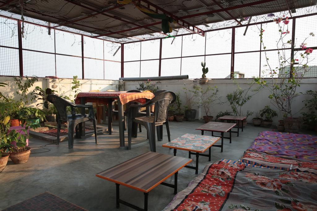 Somit Paying Guest House Varanasi Exterior photo